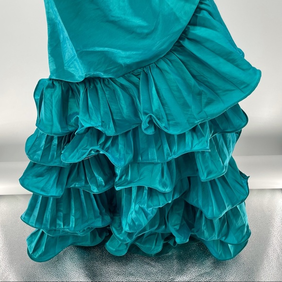 Cinderella Divine Formal Dress - Picture 2 of 6